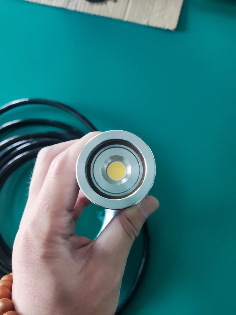 Underwater Waterproof Light, F - Underwater Camera incelemesi ve fiyatı